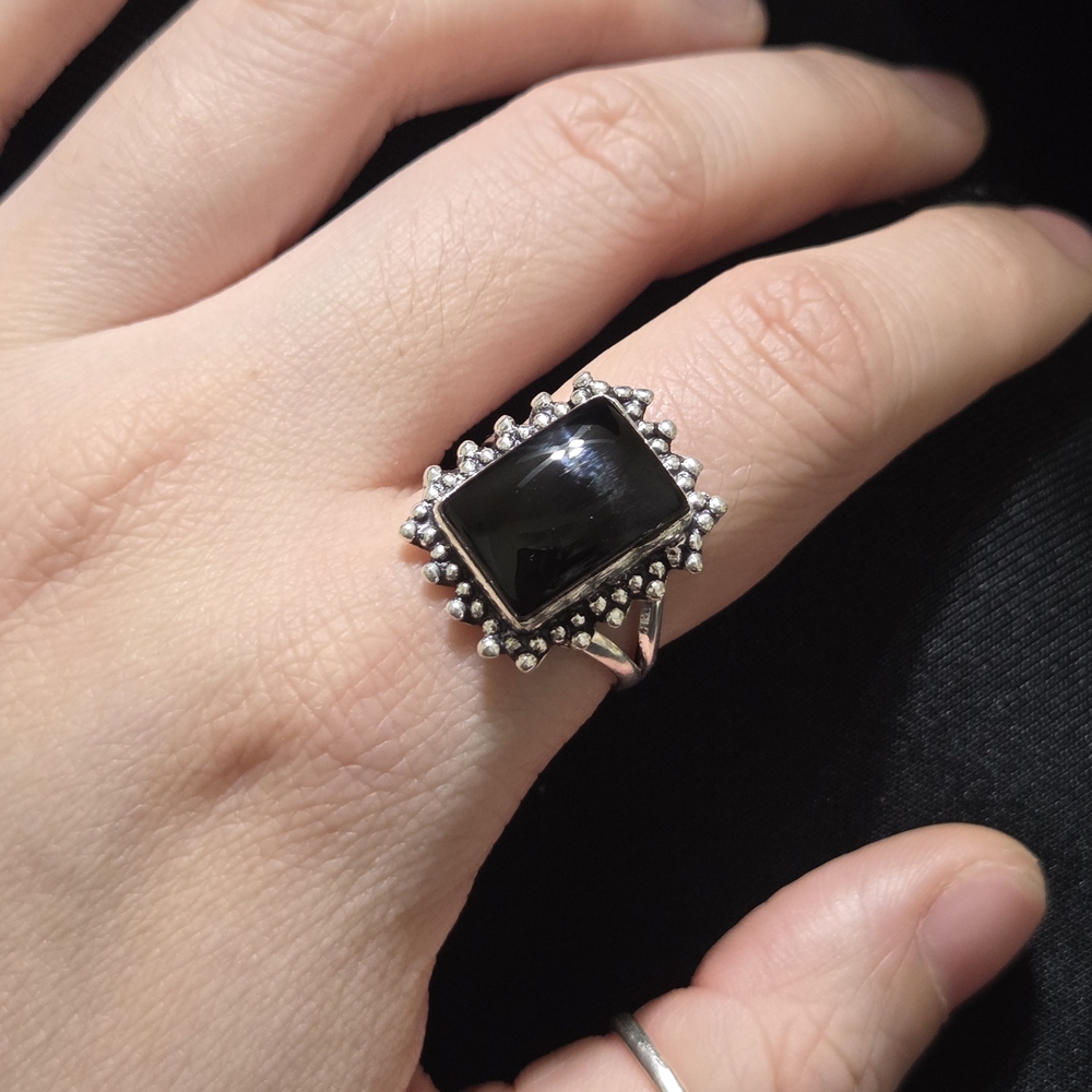 Sterling Silver Onyx Stone Ring - Picture 2 of 8
